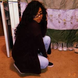 Meet your Posher, Lucy